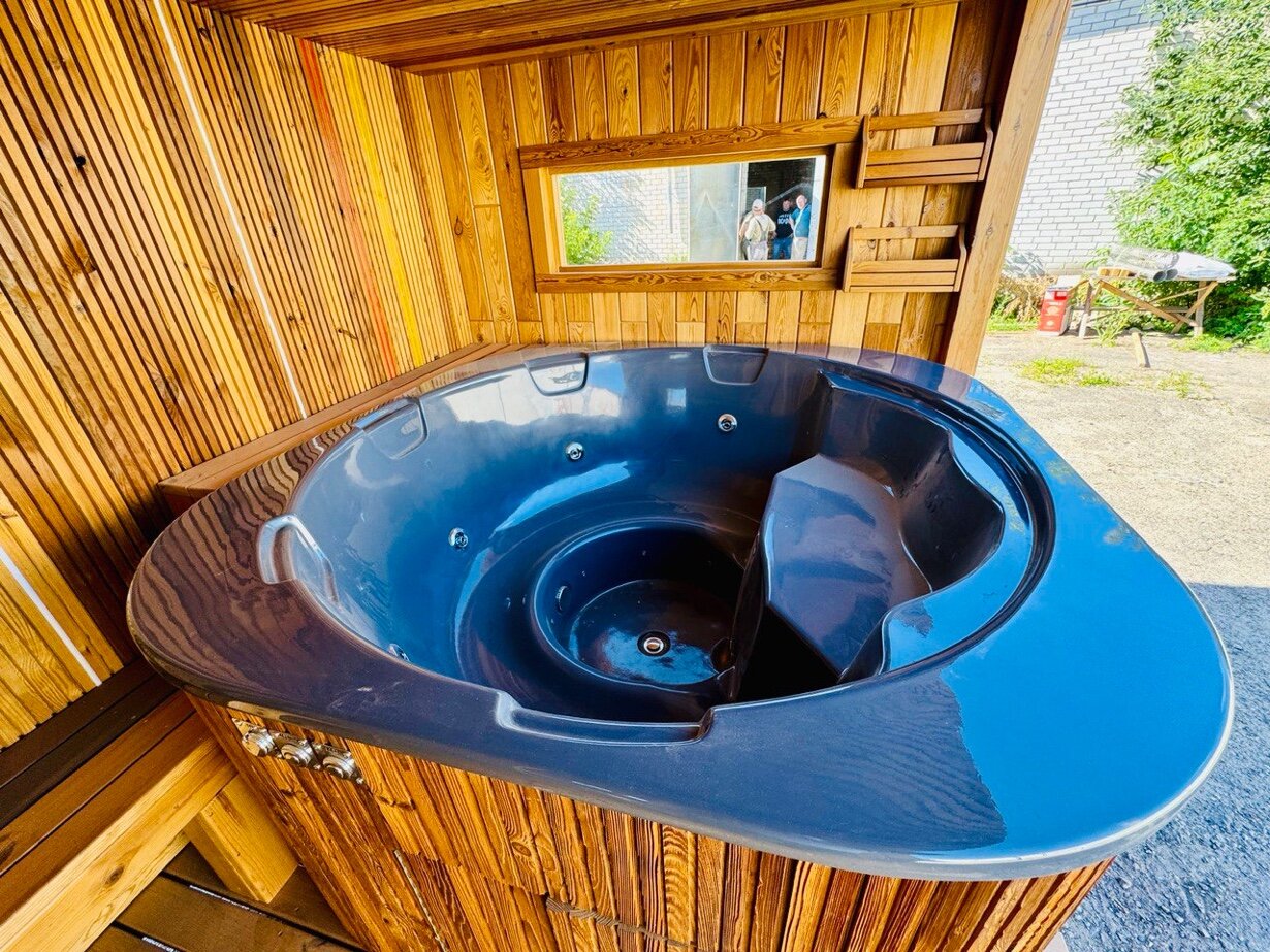 LuxCabin Studio | Sauna + Bain à Remous | Thermowood | 5.4x2.4m