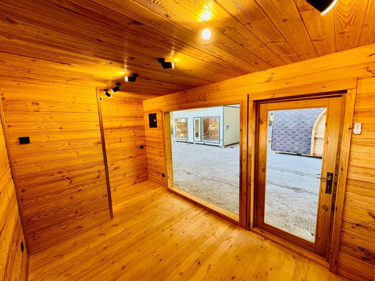 LuxCabin Grand | Sauna Modulaire 7m | Harvia Linear 16 | 6-10 pers